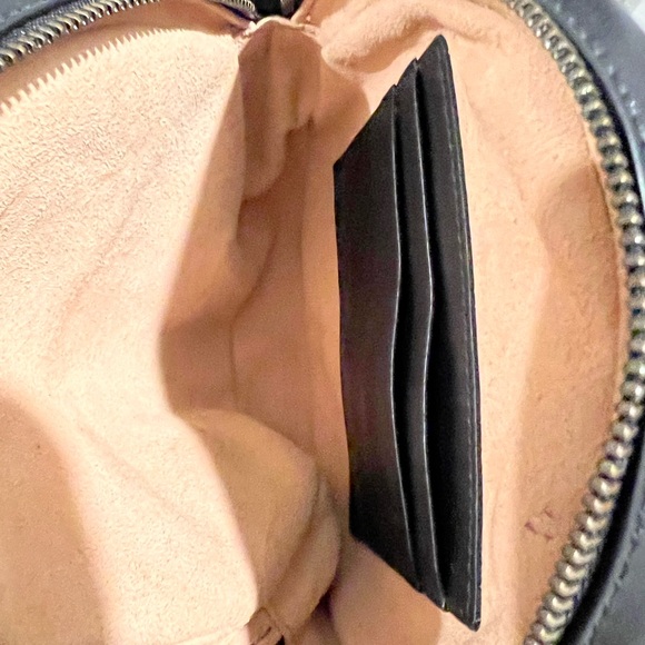 Small Gucci Wristlet - Picture 6 of 9